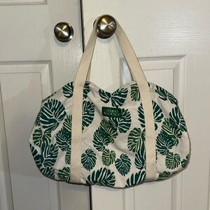 Mario Badescu White Canvas Tote with Green Leaves.